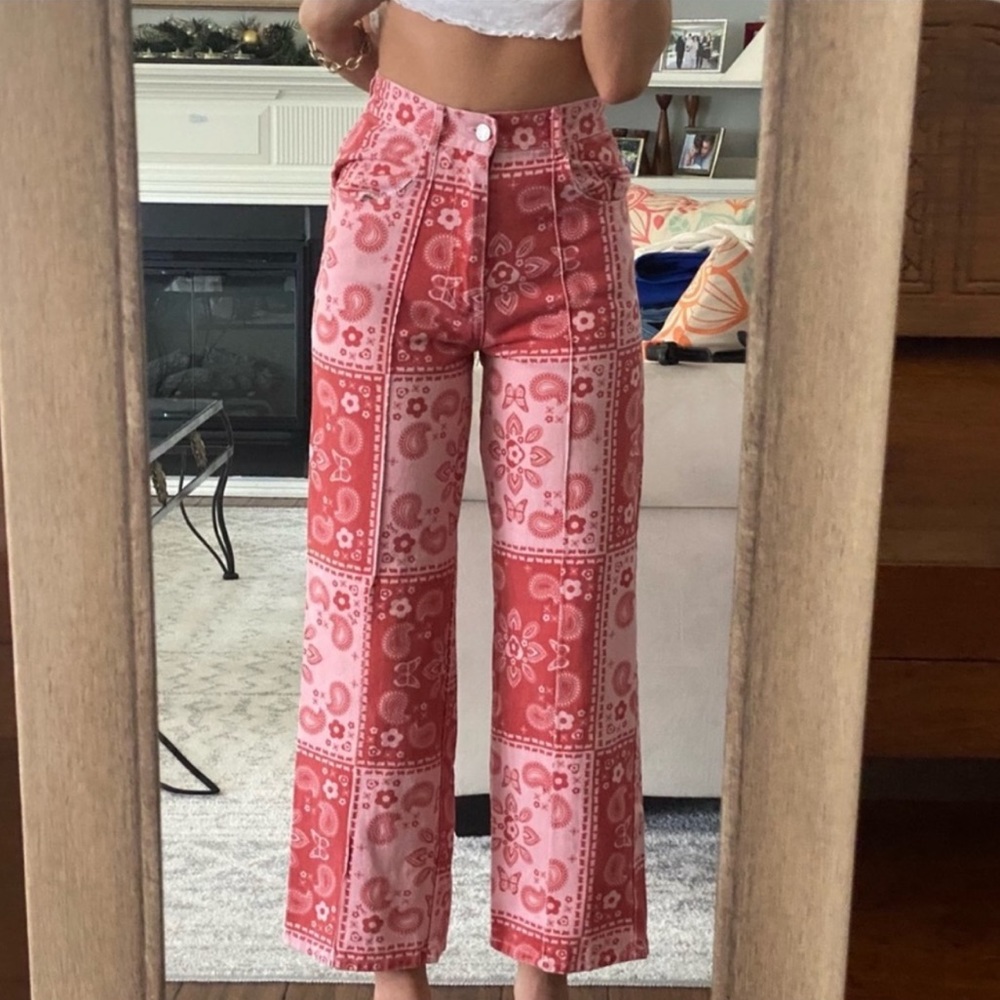 Lisa Says Gah Red Paisley Straight-Leg Jeans - Picture 4 of 13
